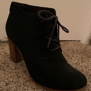 Toms Lunata Suede Booties Black